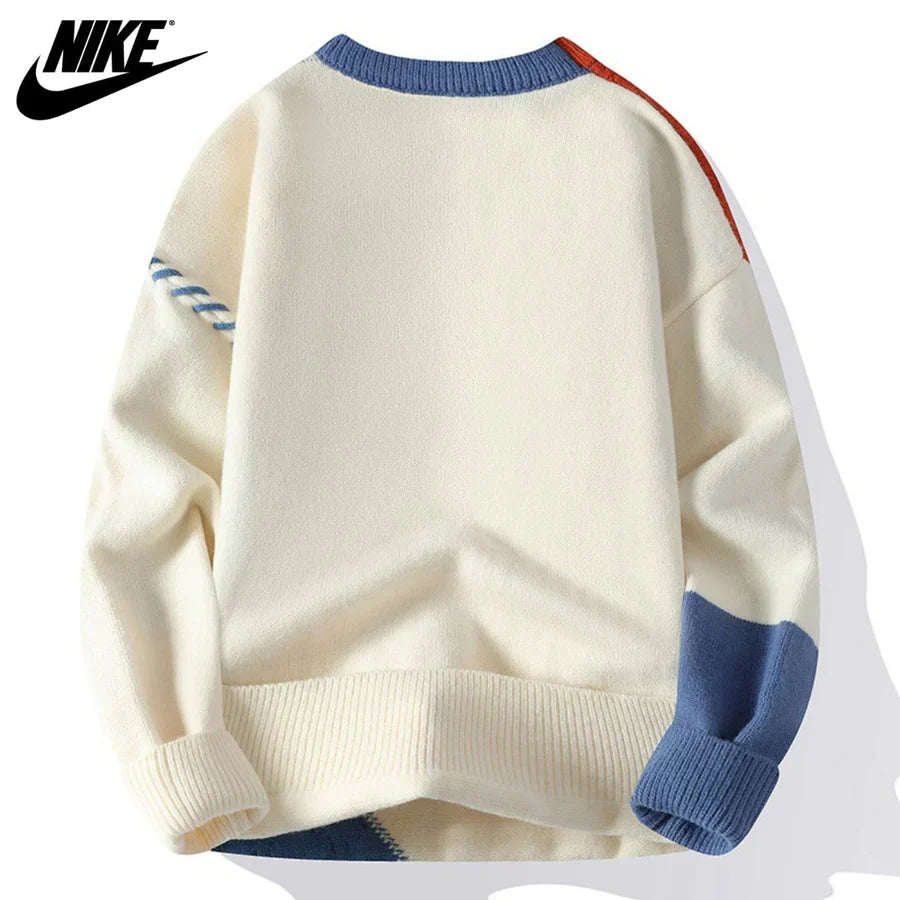 Lässiger Patchwork-Pullover